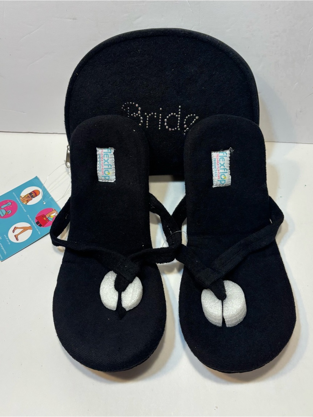FlexFlop Foldable Bridal Flip Flops Black Sandals with Bride Rhinestone Pouch